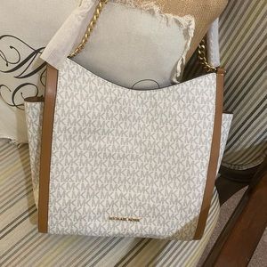 New Michael Kors Tote